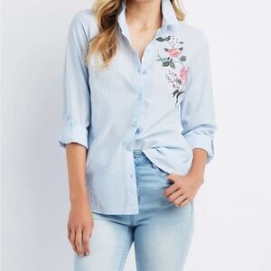 Charlotte Russe Funky Embroidered Button Up, cut out back with ring at nape. Sma